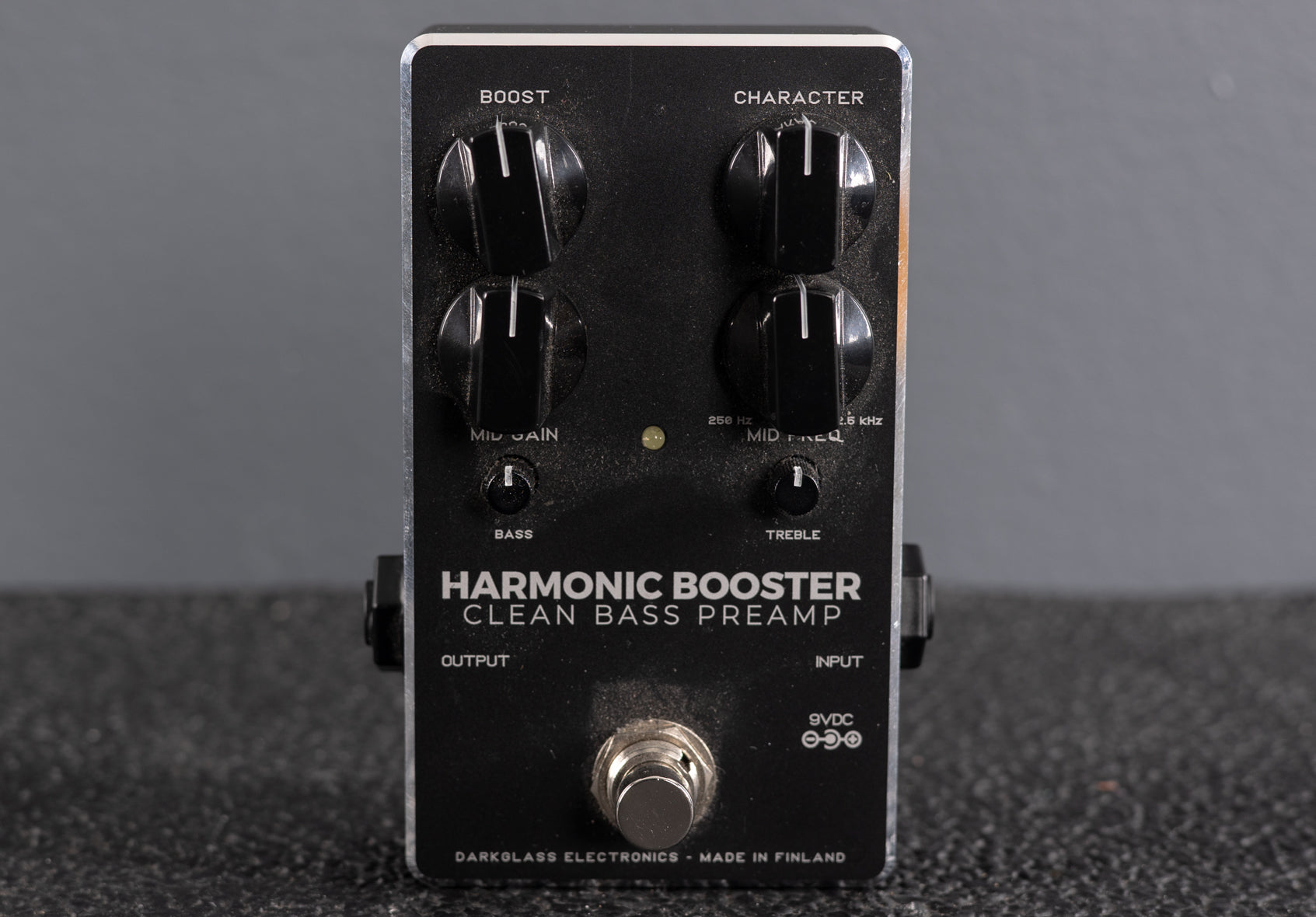 Harmonic Booster Clean Bass Preamp, Recent – Dave's Guitar Shop