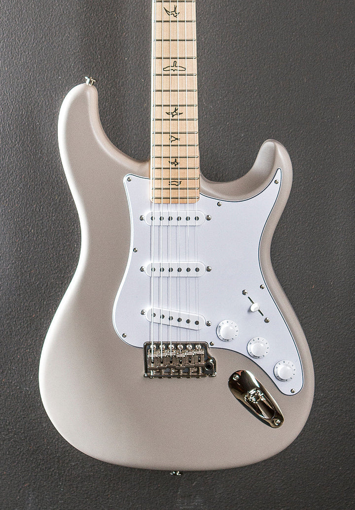 John Mayer Silver Sky - Moc Sand Satin w/Maple