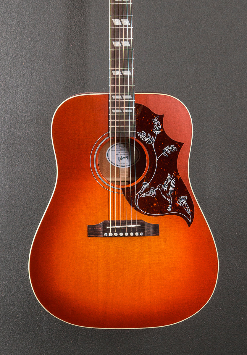 Hummingbird Special - Satin Vintage Cherry Sunburst