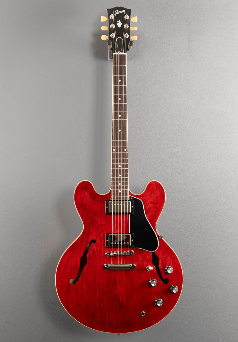 ES-335 - Sixties Cherry