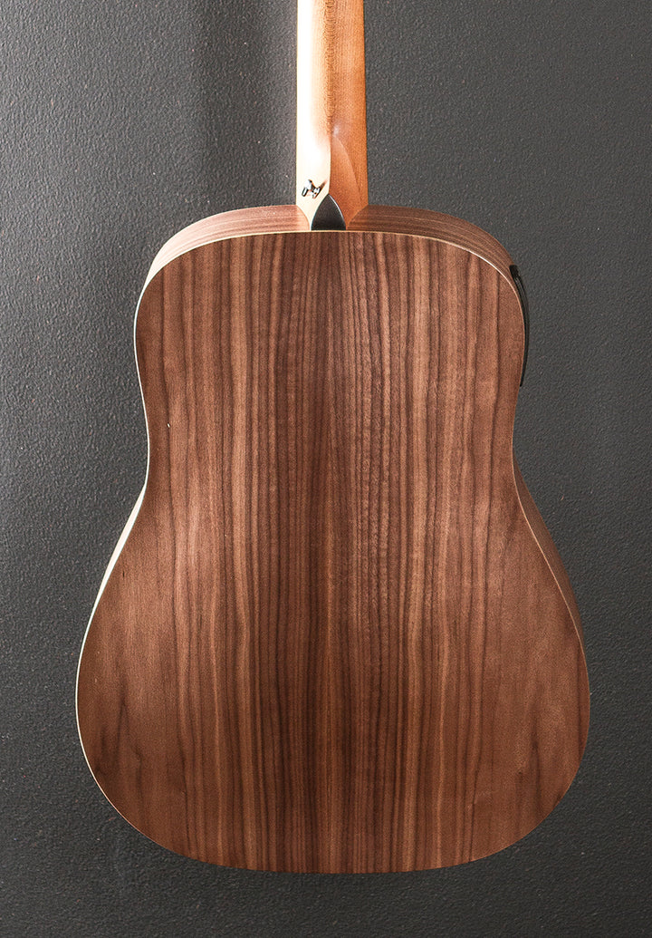 Academy 10E - Sitka Spruce w/Walnut