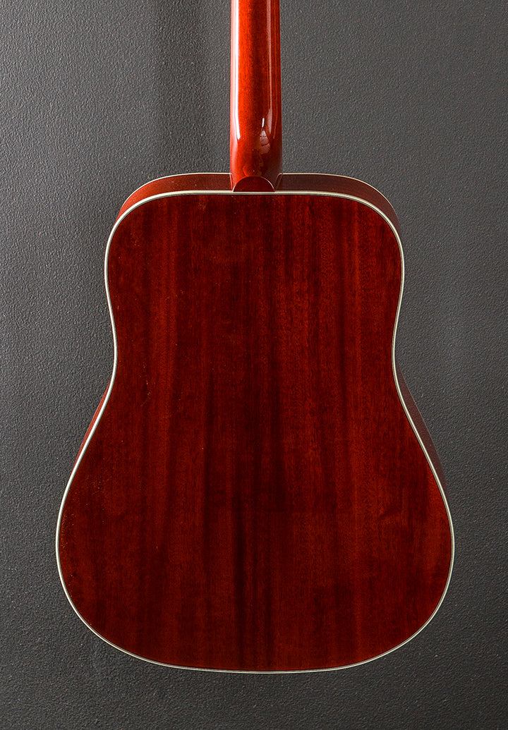 Hummingbird Standard - Vintage Cherry Sunburst