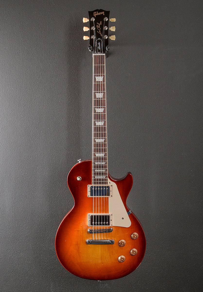 Les Paul Studio - Cherry Sunburst