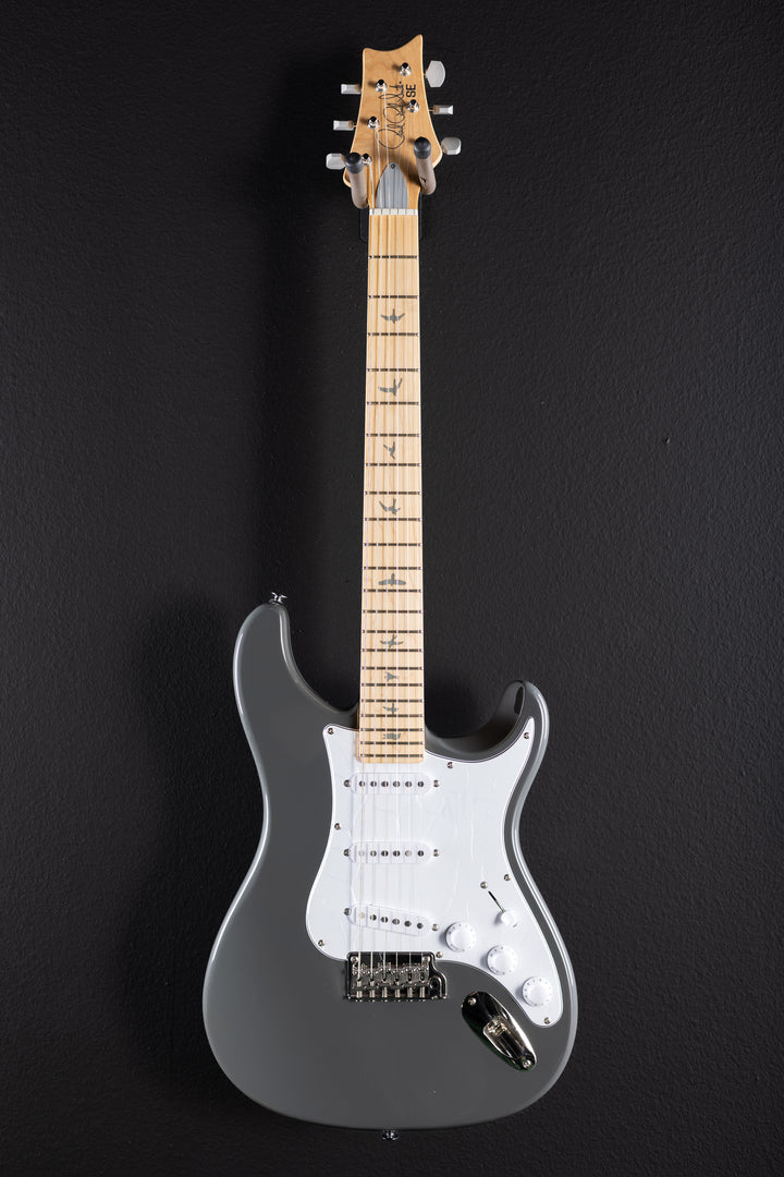 SE Silver Sky w/Maple '23