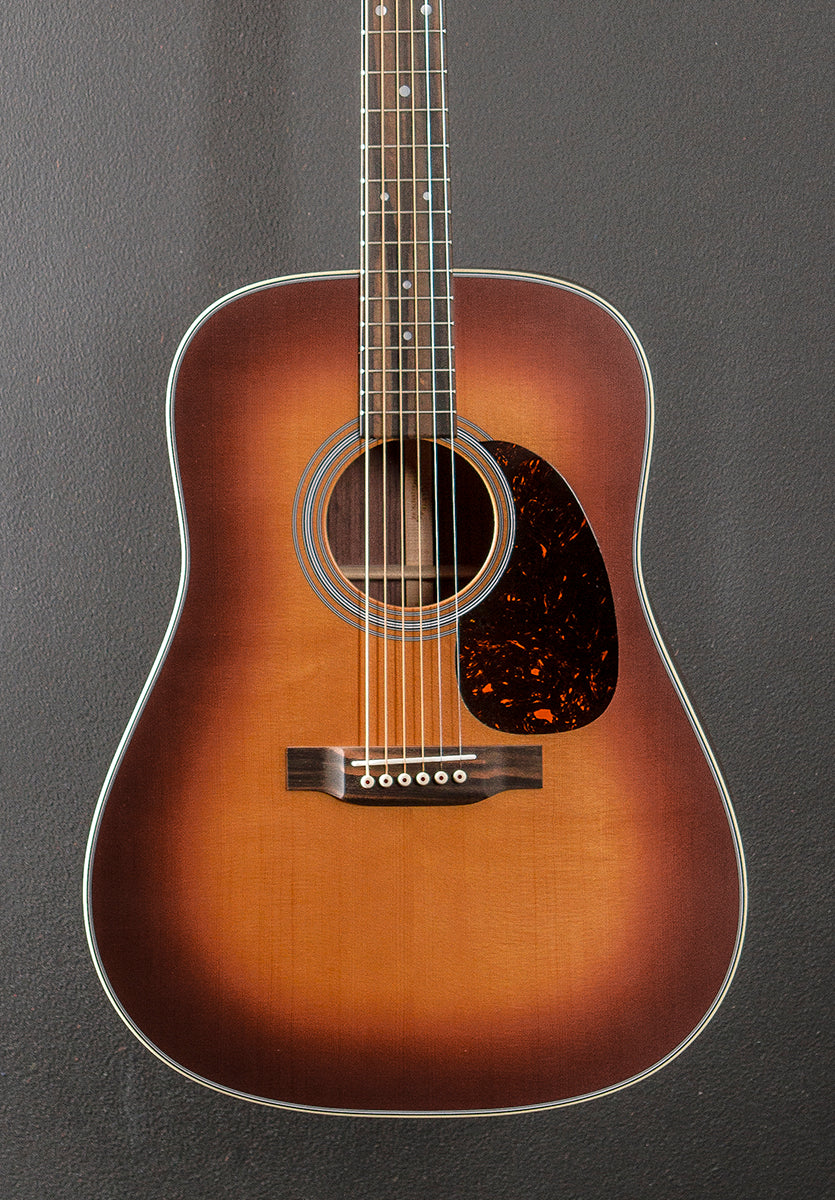 D-28 Satin - Amberburst