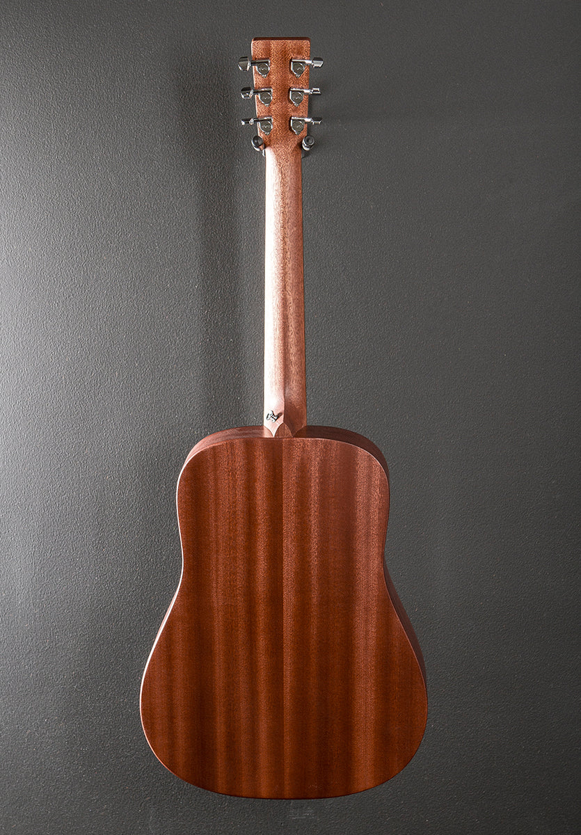 DJr-10E – Sitka Spruce