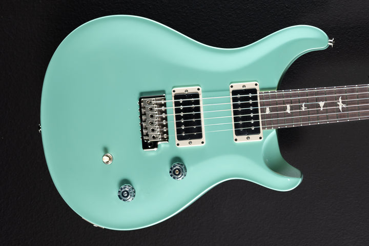 CE-24 - Surf Green