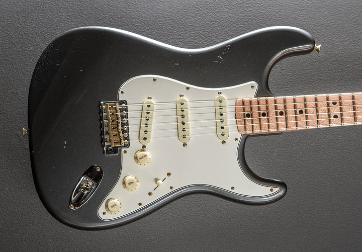 Limited Edition 1968 Journeyman Relic Strat