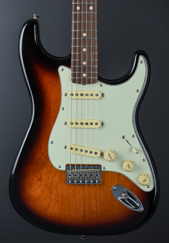 Robert Cray Stratocaster - 3 Color Sunburst