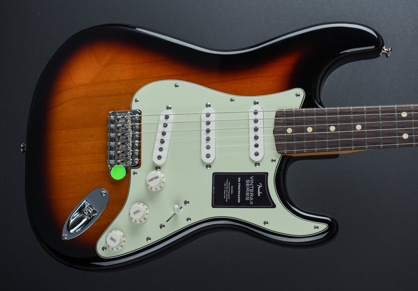 GUITARE ELECTRIQUE FENDER VINTERA 60 STRATOCASTER 3 - COLOR SUNBURST