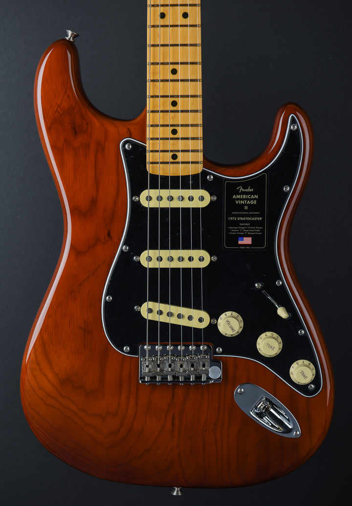 American Vintage II 1973 Stratocaster - Mocha w/Maple