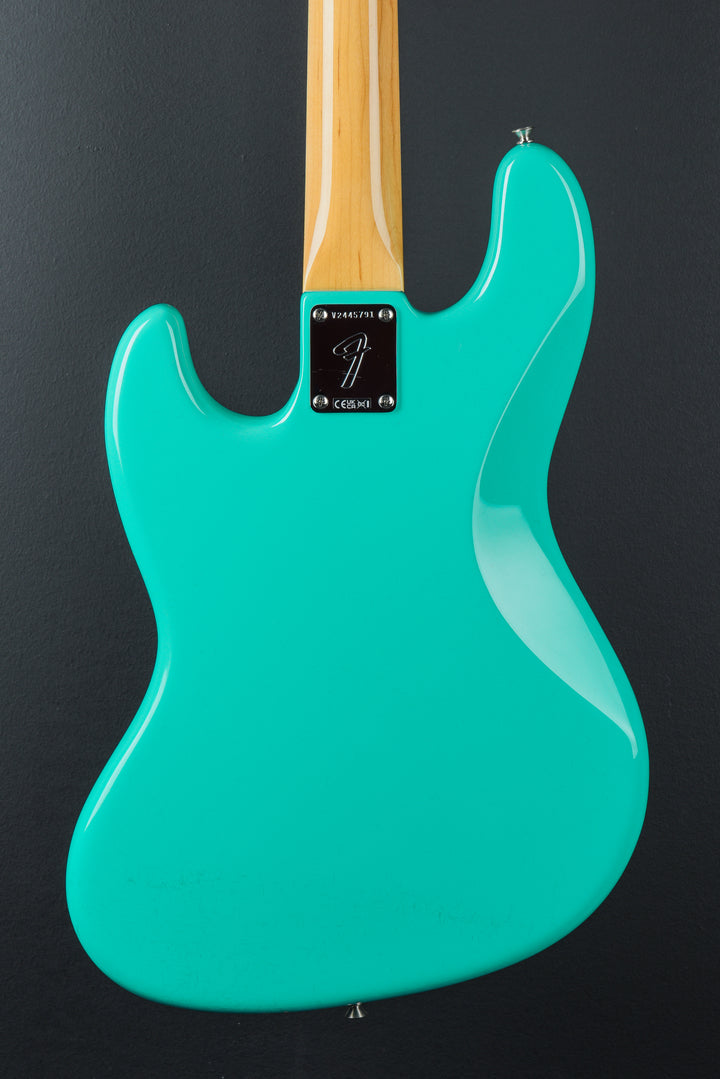 American Vintage II 1966 Jazz Bass - Seafoam Green