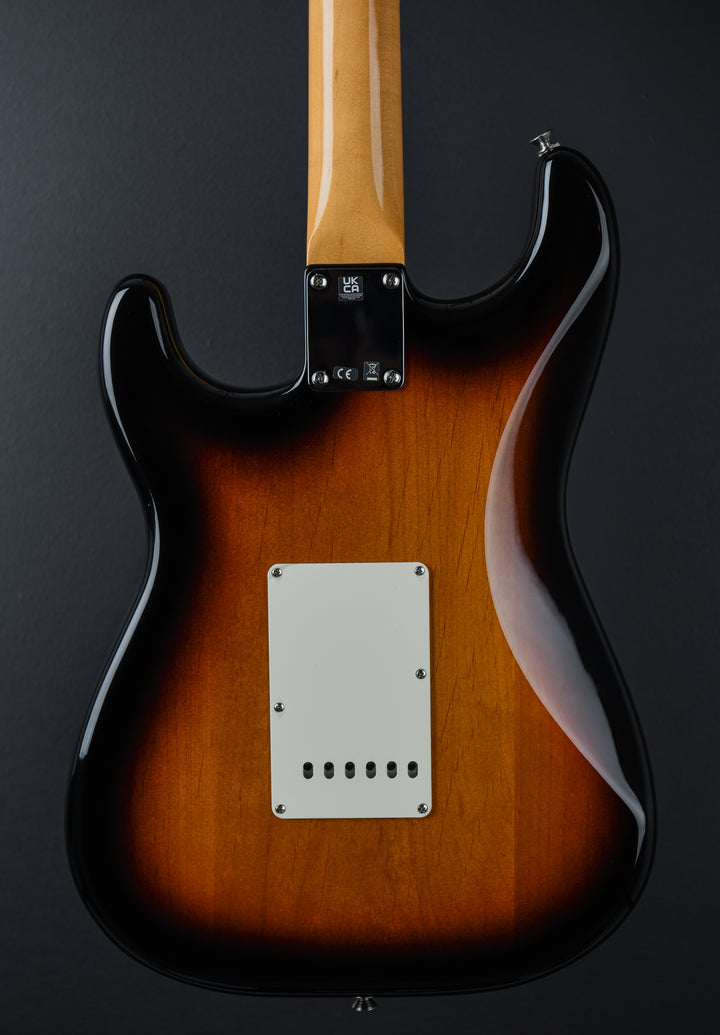 Vintera II 60's Stratocaster - 3 Color Sunburst