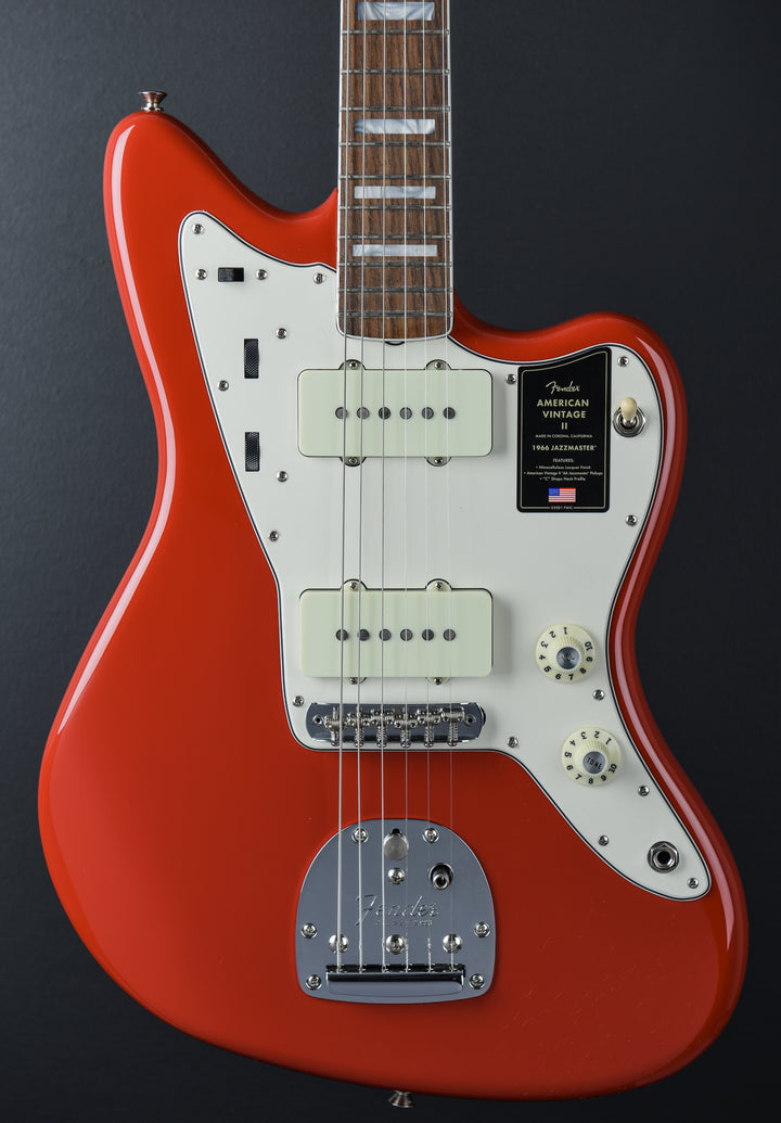 American Vintage II 1966 Jazzmaster - Dakota Red