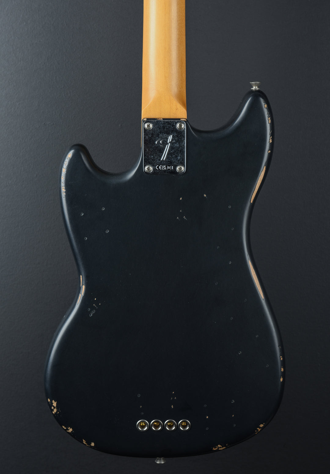 JMJ Road Worn Mustang Bass - Black