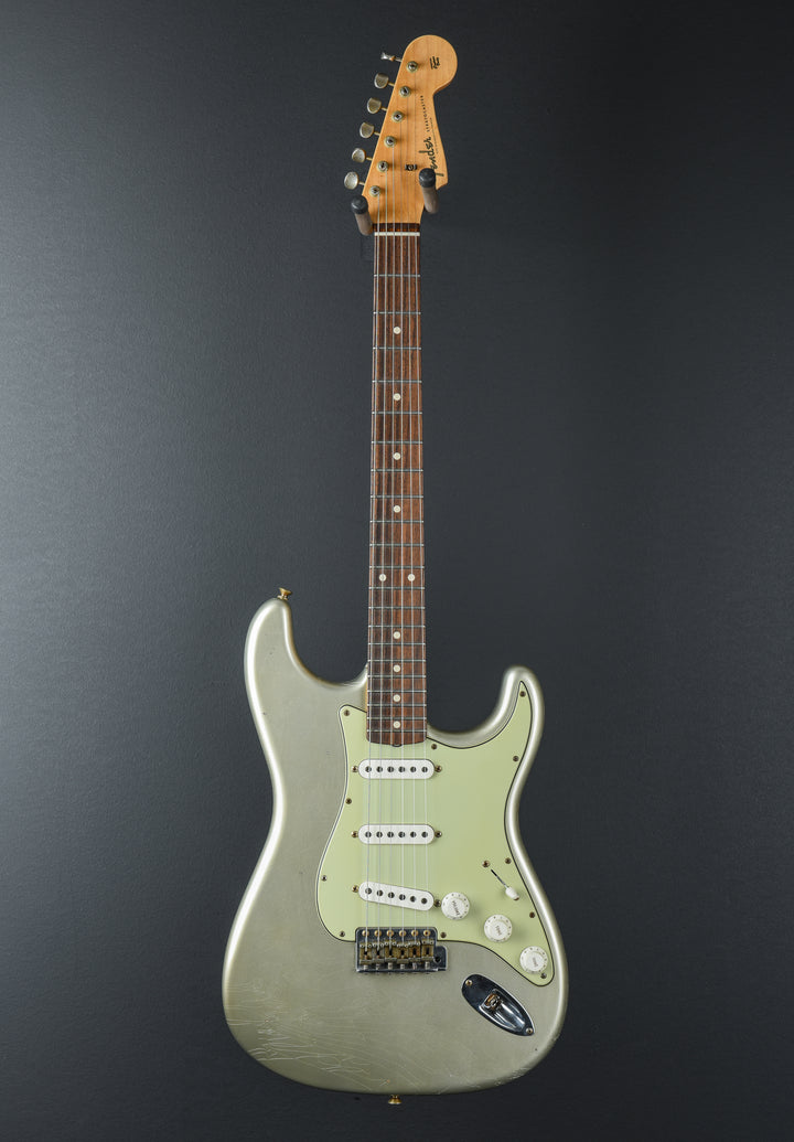 Used '60 Journeyman Relic Strat, '22