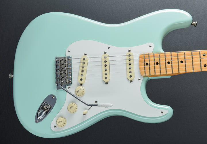 Used Classic Series 50's Strat '07