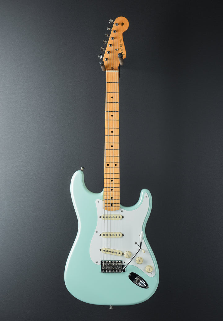 Used Classic Series 50's Strat '07