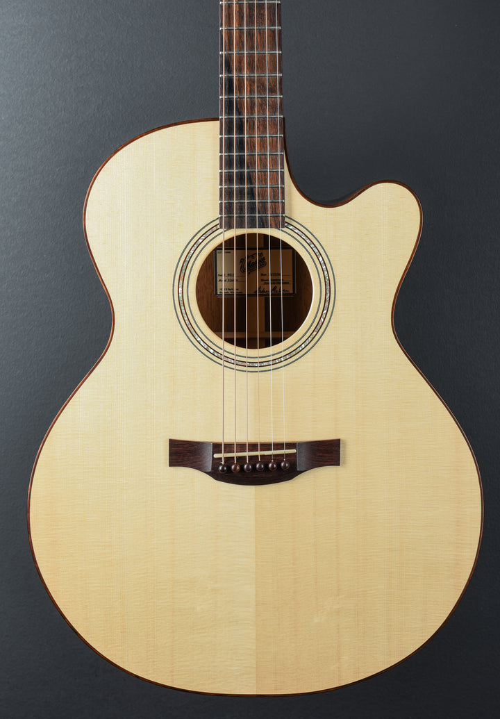 Small Jumbo with Cutaway, AAA Engelmann Spruce/Mahogany