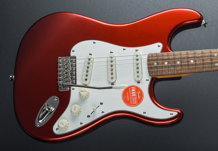 Classic Vibe 60’s Stratocaster - Candy Apple Red