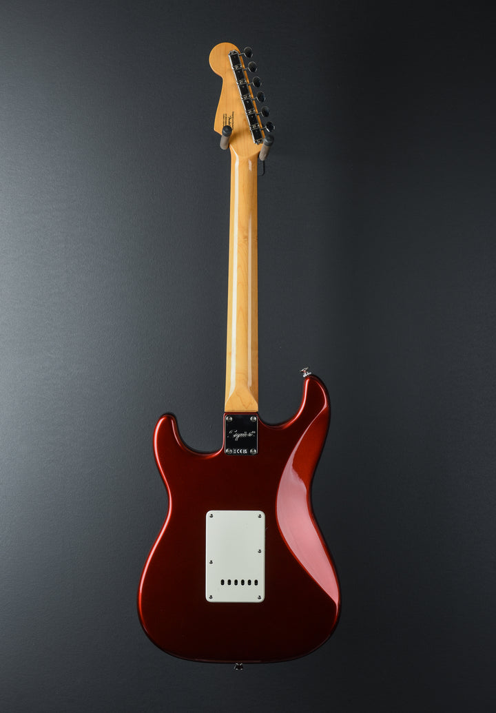 Classic Vibe 60’s Stratocaster - Candy Apple Red