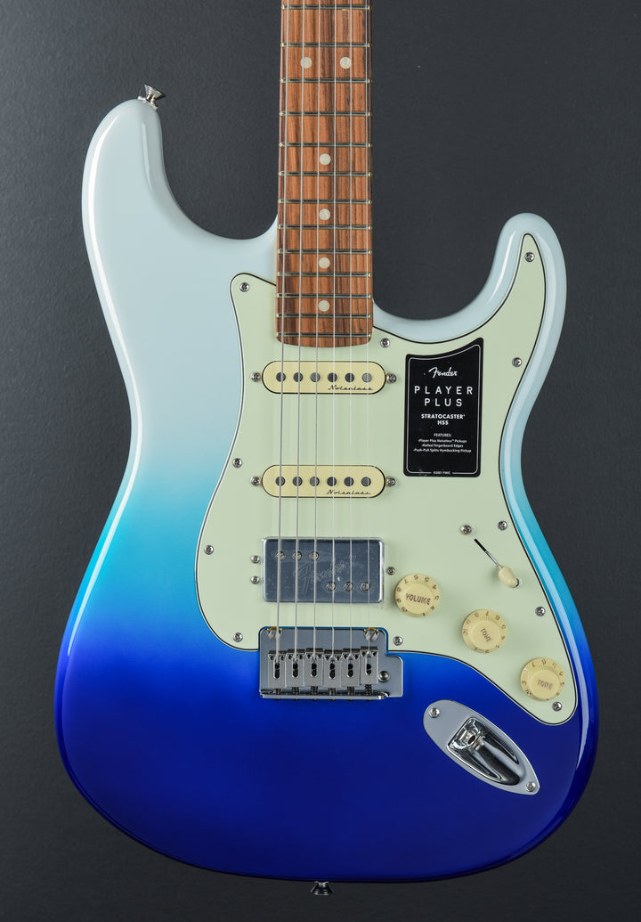 Player Plus Stratocaster HSS - Belair Blue w/Pau Ferro