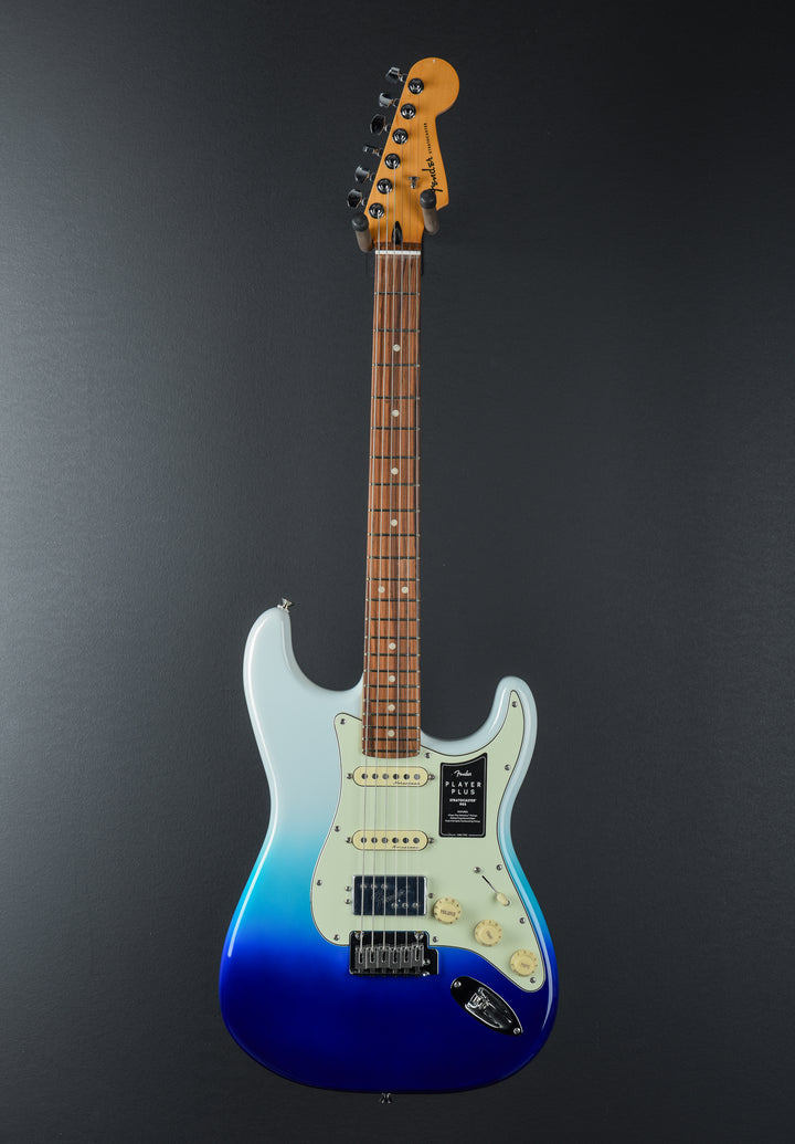 Player Plus Stratocaster HSS - Belair Blue w/Pau Ferro