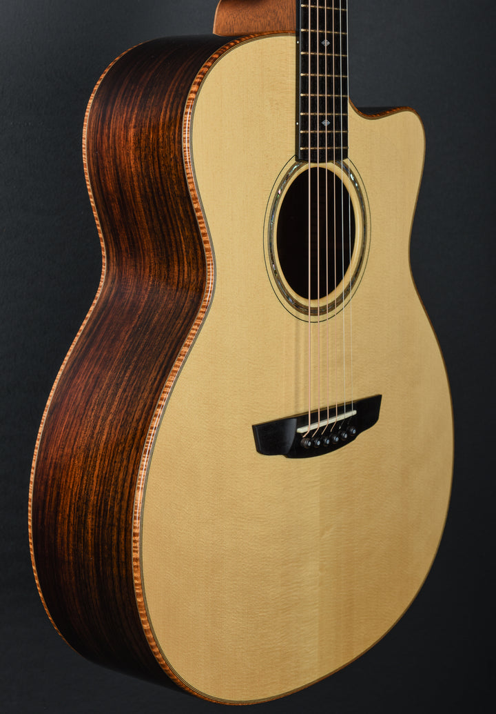 East Indian Rosewood Concert Jumbo Cutaway '20