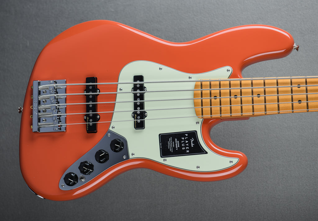 Player Plus Jazz Bass V - Fiesta Red w/Maple – Dave's Guitar Shop