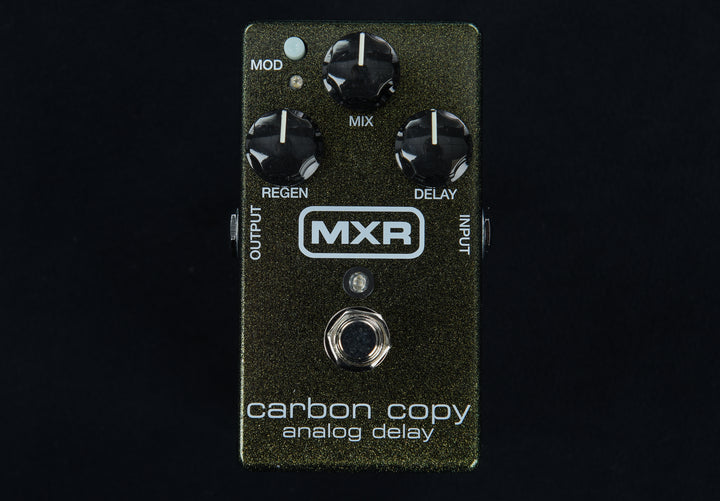 M169 Carbon Copy Analog Delay Pedal