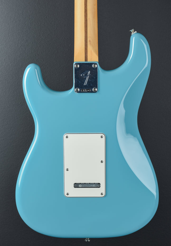 Player II Stratocaster - Aquatone Blue w/Maple