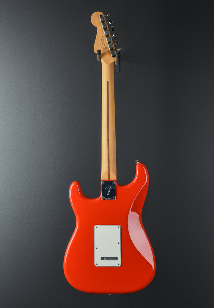 Player II Stratocaster - Coral Red w/Rosewood