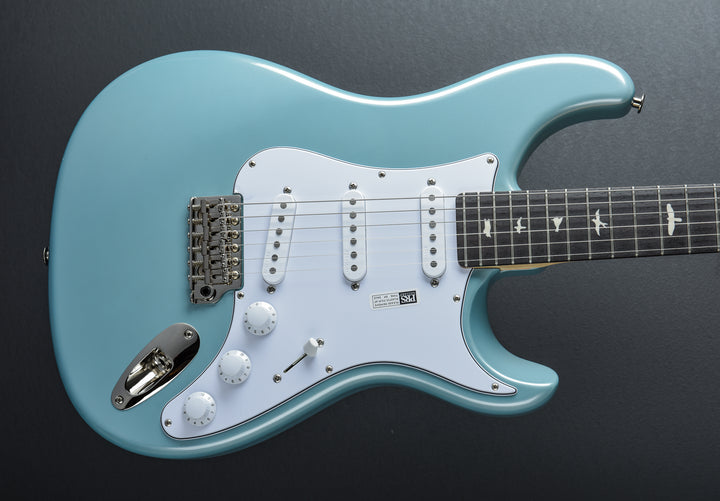 John Mayer Silver Sky - Polar Blue w/Rosewood