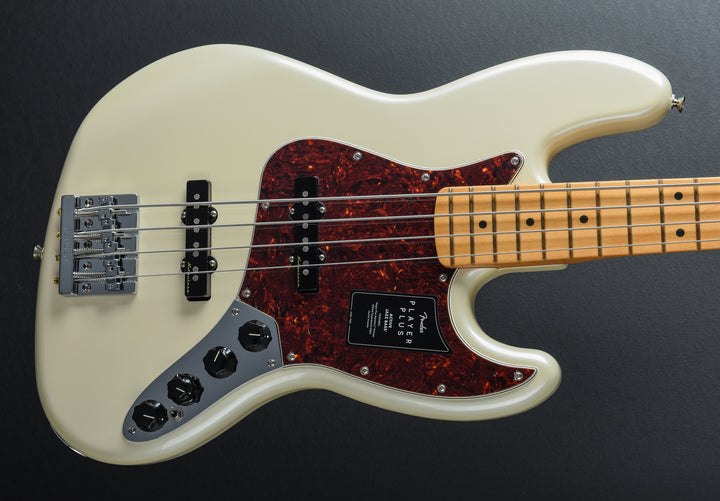 Player Plus Jazz Bass - Olympic Pearl w/Maple