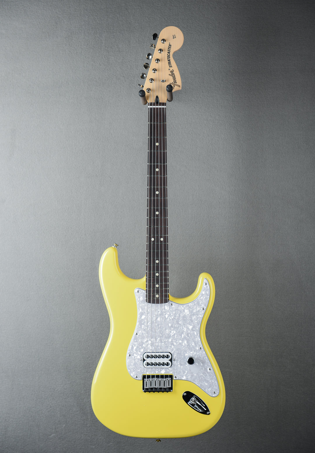 Limited Edition Tom DeLonge Stratocaster - Graffiti Yellow