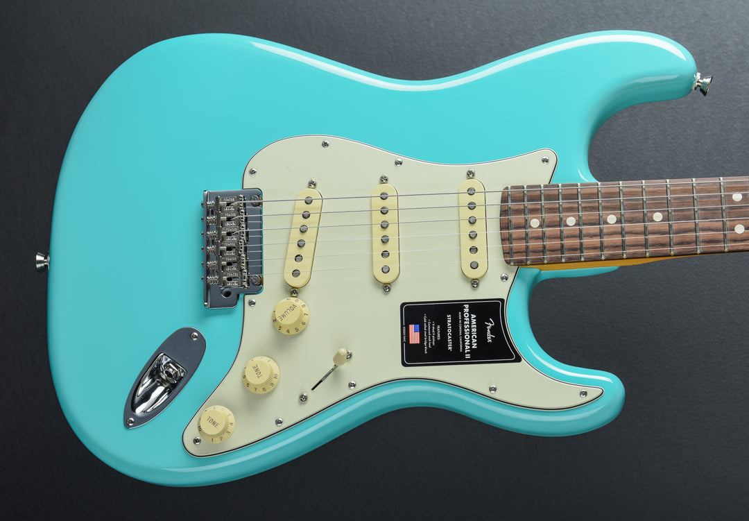 Dave's Guitar Shop Limited Edition American Professional II Stratocaster - Seafoam Green