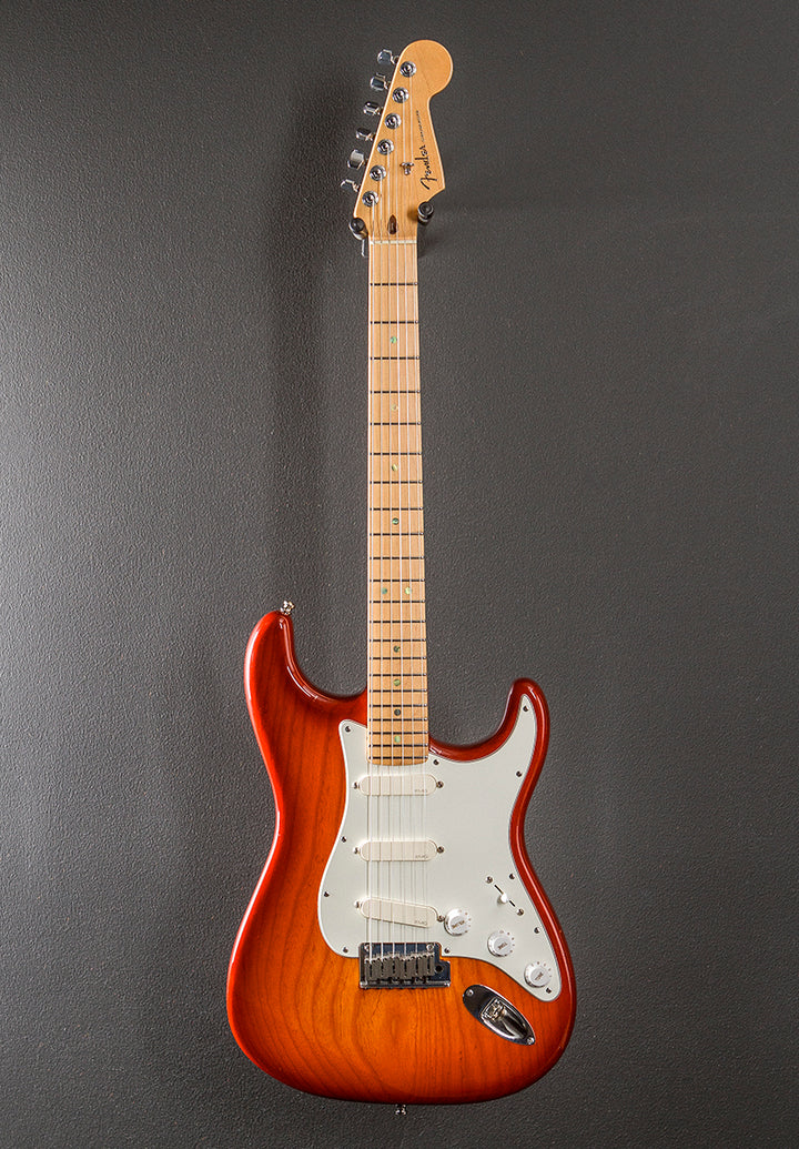 Used American Deluxe Strat '01