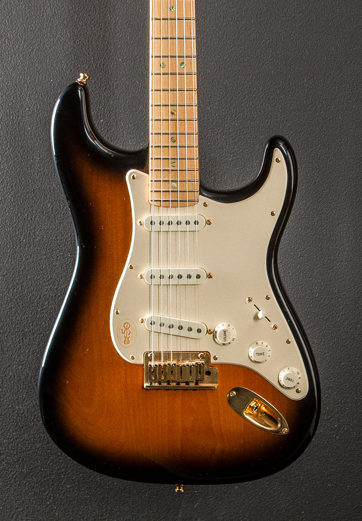 Used 50th Anniversary American Deluxe Strat '04