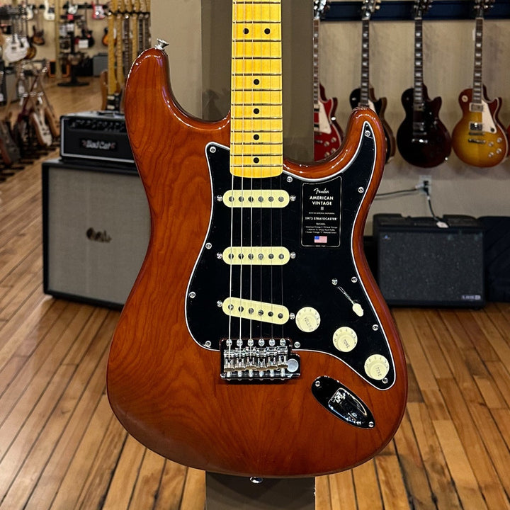 American Vintage II 1973 Stratocaster - Mocha w/Maple