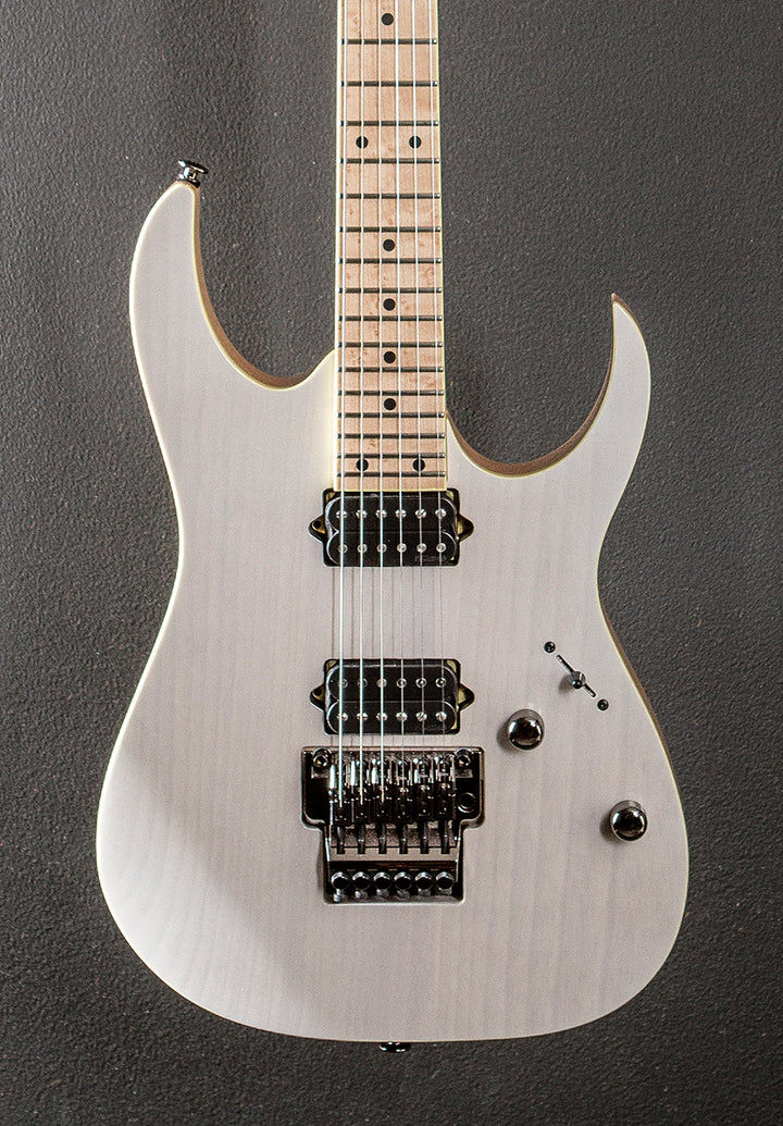 Prestige RG652AHM - Antique White Blonde