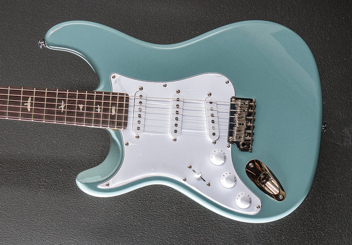 SE Silver Sky w/Rosewood Left Hand - Stone Blue