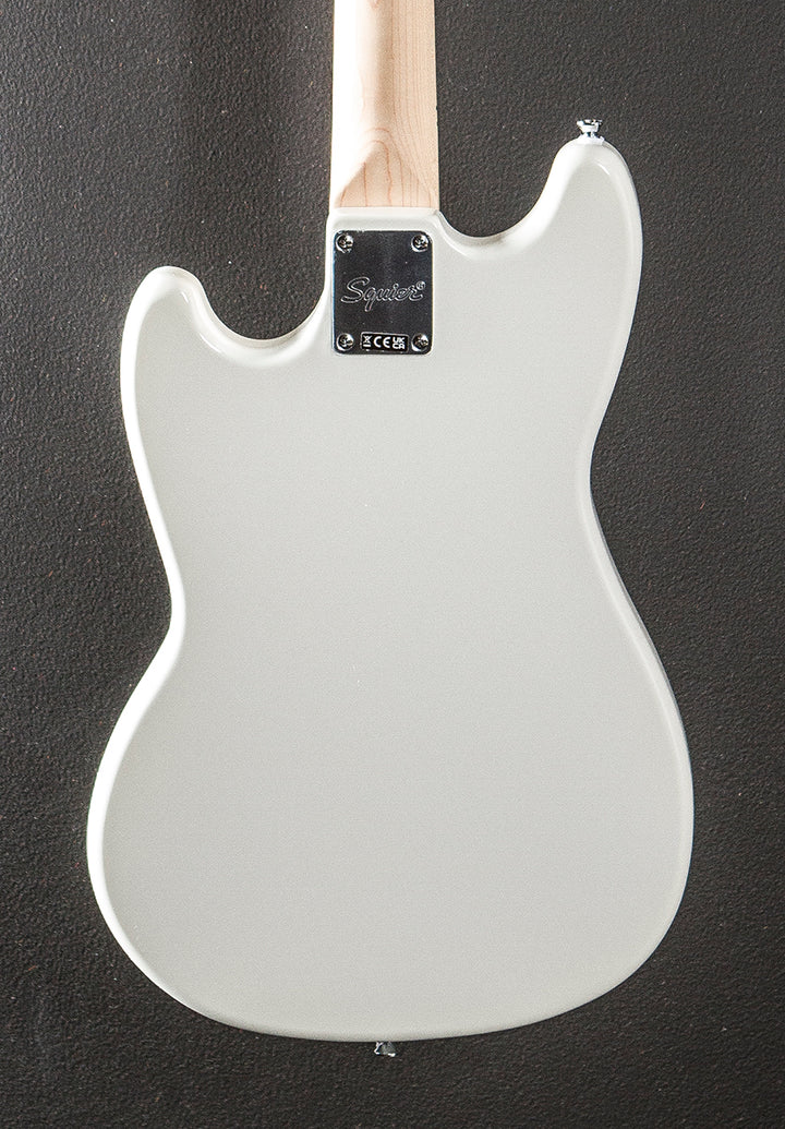 Sonic Bronco Bass - Arctic White w/Maple