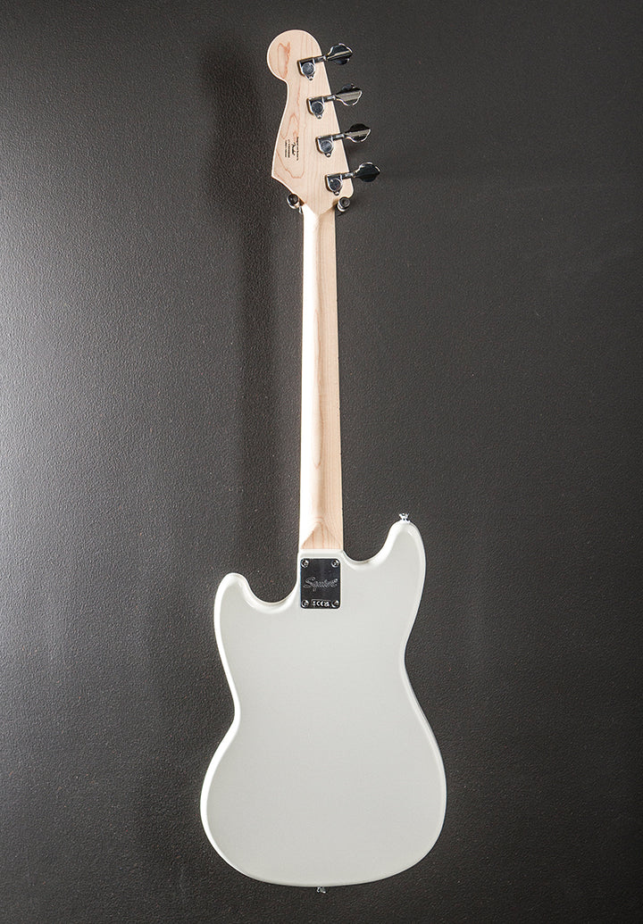 Sonic Bronco Bass - Arctic White w/Maple