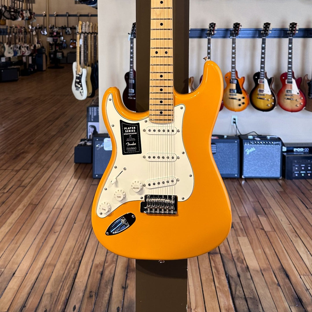 PLAYER STRATOCASTER® LEFT-HANDED