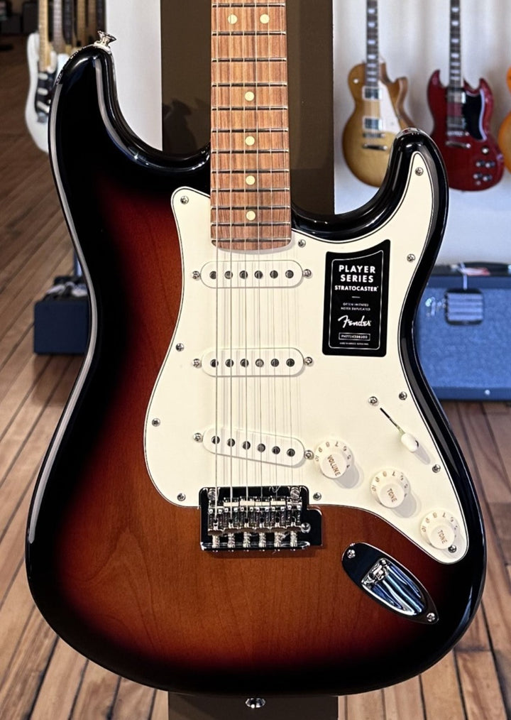 Player Stratocaster - 3 Color Sunburst