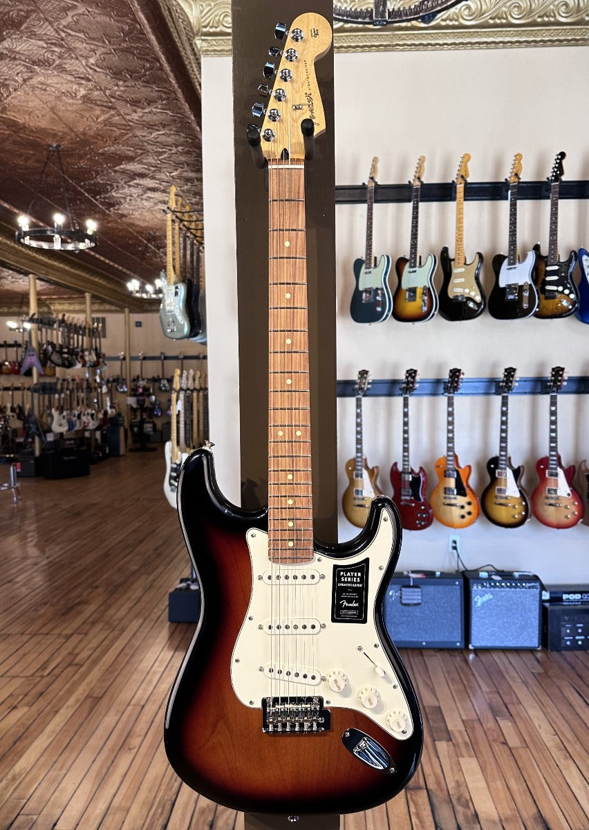 Player Stratocaster - 3 Color Sunburst