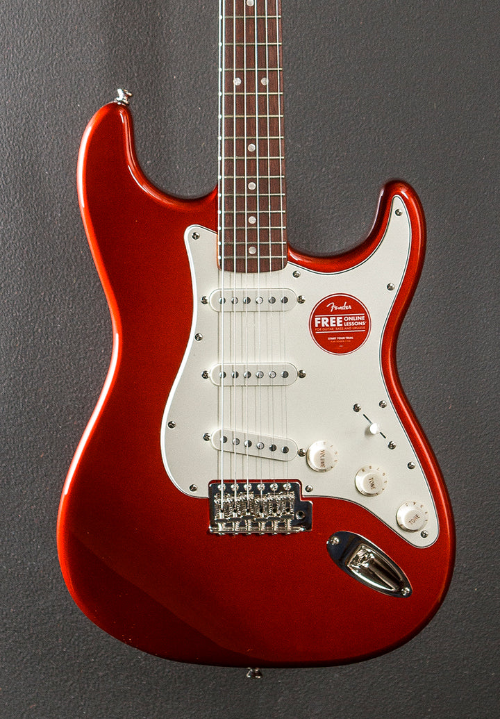 Classic Vibe 60’s Stratocaster - Candy Apple Red