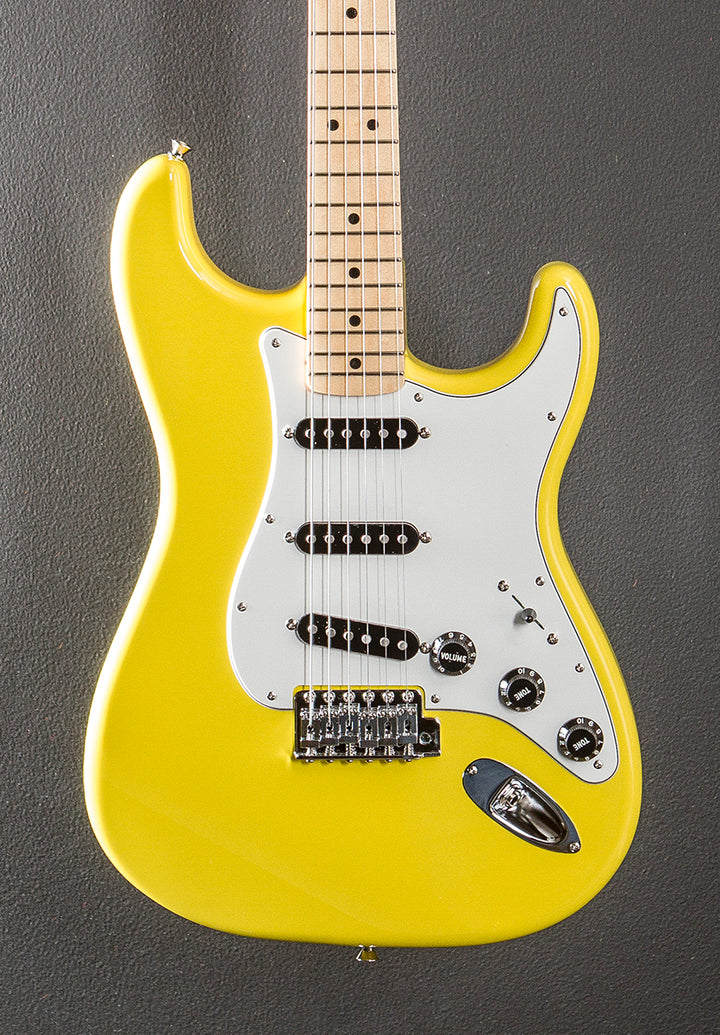 MIJ Limited International Color Stratocaster - Monaco Yellow w/Maple