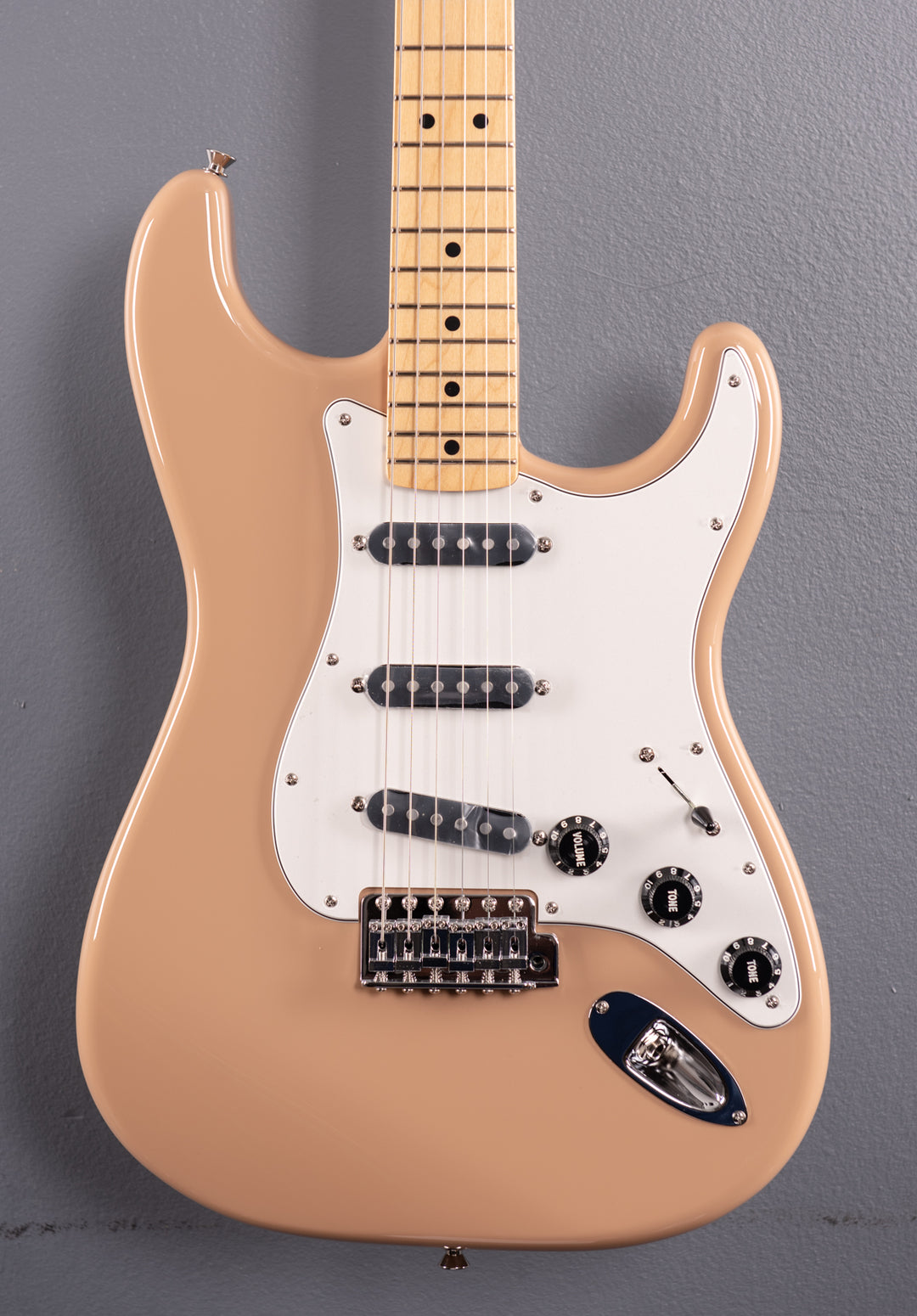 MIJ Limited International Color Stratocaster - Sahara Taupe