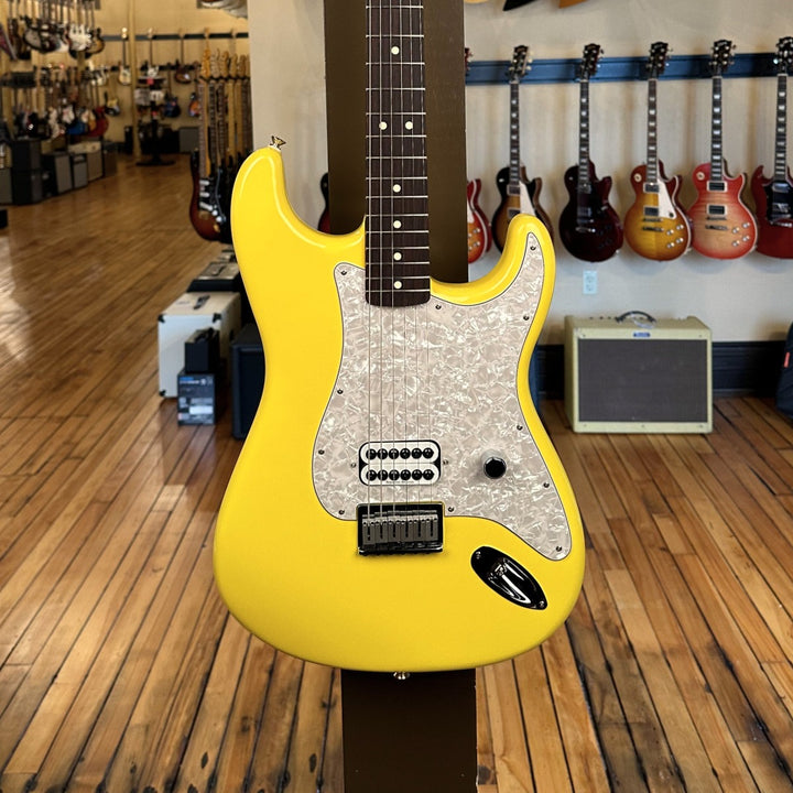 Limited Edition Tom DeLonge Stratocaster - Graffiti Yellow